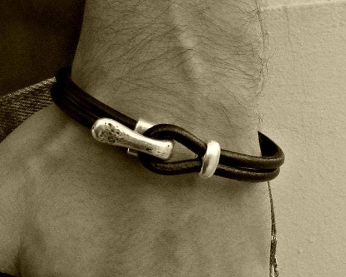 Ανδρικό Δερμάτινο Βραχιόλι Με Ναυτικό Γάντζο